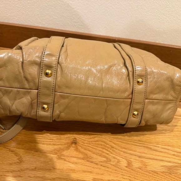 Miu Miu Vitello Lux 2-way shoulder bag - Picture 9 of 14